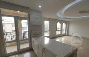 ۱۰۵متردیزاین شده ۷ساله فول امکانات فلکه اول صادقیه