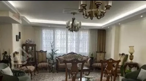 ۱۱۰ متر ۲ خواب کیکاووس قلهک با نور جنوب