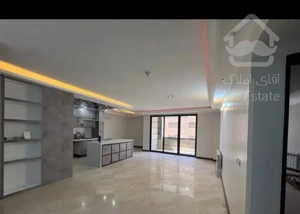 تاپ لوکیشن ابوریحان/جنوبی غرق در نور/ ۱۱۵ متر