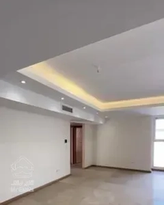 شهیدعراقی ۱۰۷ متر ۲ خواب / نوساز طبقه بالا