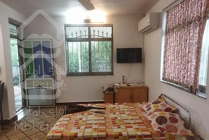 واحد۶۰متری. و واحد ۹۰متری