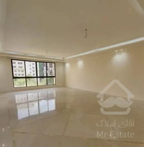 ۱۱۵ متر دو پارکینگ سندی رو به آفتاب فردوس شرق