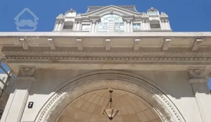 آپارتمان۲۶۵متر/4خواب مستر/سه نبش/غرق نور