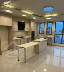 ۱۳۰ متری / کلید نخورده/ شمال ستارخان