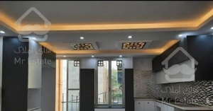 ۷۷متر/فول امکانات/پیک طبقات /غرق نور