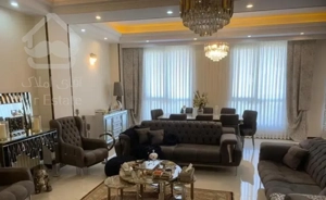 98متر دو خواب/نما تراورتن/غرق نور /گلستان ها