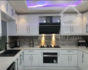 163 متر  فول امکانات  تکواحد  6 ساله  ( زوج گیشا )