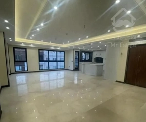 ۱۵۲متر/نوساز کلید نخورده/تک واحدی/سالن پرده خور