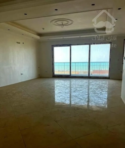 واحد ۱۱۰ متری کلید نخورده با ویو ابدی دریا خزر