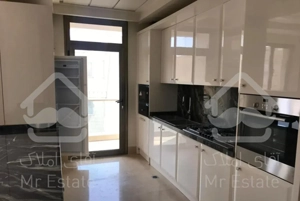 پاسداران/۱۱۰ متر / ۲ پارکینگ / خوش نور