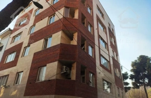 ۹۴ متر دو خواب/ غرق نور