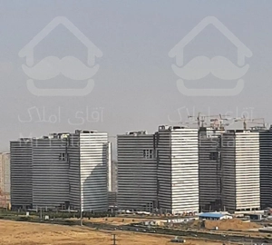 برج ۵۰متر مشرف باغ گیاهشناسی*سهام\