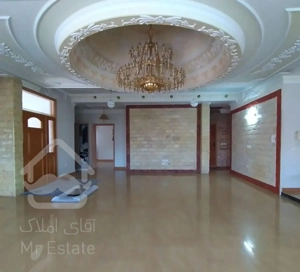 آپارتمان مرکز شهر ۳۰۰ متر ۳ خواب