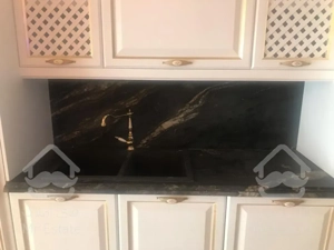 100 متری فرمانیه