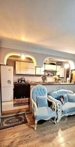 ۴۸ متری طبقه اول پارکینگدار