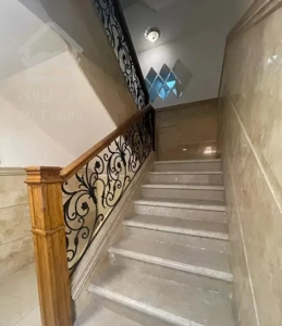 آپارتمان ۱۸۵ متری امیرکبیر محدوده میدان انوشه