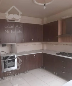 ۱۳۸ متر در موقعیت