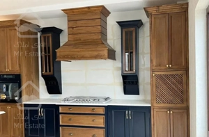 آجودانیه ۹۸ متر، ۴۹ متر قدرالسهم. سرمایه گذاری