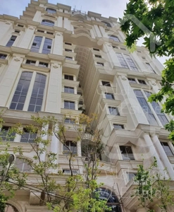 پنت هاوس ۷٠٠ متری نیاوران