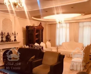 125مترسالن و وسیع پرده خور سرتاسری رو به افتاب