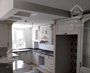 ۱۴۵متری کلید نخورده در فلکه اول صادقیه