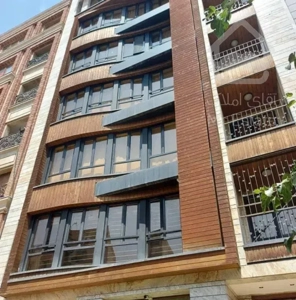 ۱۲۵ متر / ابتدای حافظ  مترو / فول