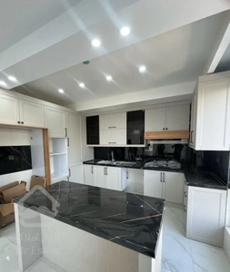 ۱۳۱ متر سه خوابه دکتر قریب