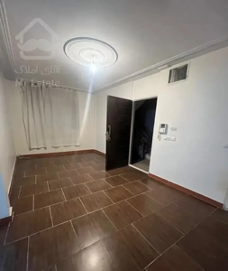 اپارتمان۵۲ متری تخلیه کوچه جنابی