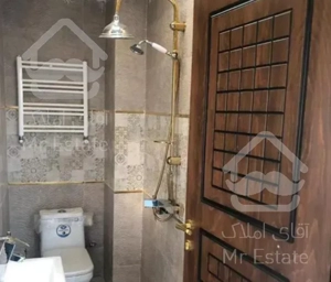 124متر با دو پارکینگ سندی . صادقیه . کاشانی