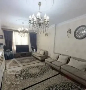 ۵۳ متر دو خواب / ۴ طبقه تکواحدی / آسانسور/ انباری