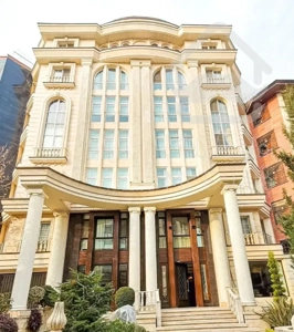 سعادت اباد ۱۴۰ متر ( غربی بلوار ) فول دیزاین مجلل