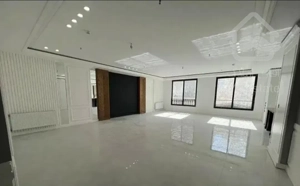 ۱۷۰متر/ نوساز / ۲ پارکینگ / پنجره های قدی