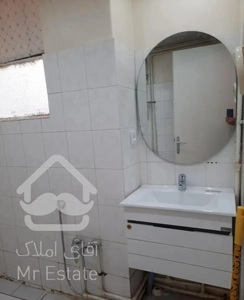 انقلاب خ دانشگاه ۵۵ متر ط ۱ آفتابگیر