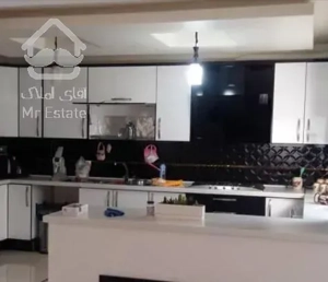 ۹۵متر فول امکانات خوش نقشه و نور/بهجت آباد