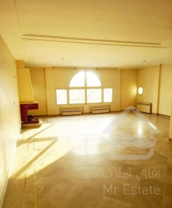 ۱۷۰ متر سیدخندان ۳ خواب با پارکینگ و انباری