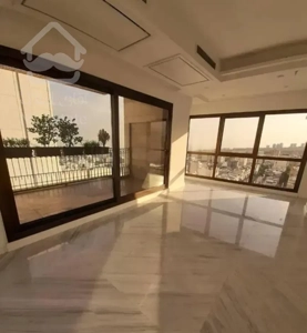 ۲۲۰متر ۴خواب ۲پارکینگ‌ روبه‌نما خ‌بالا‌فاز۱ فاخر