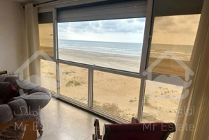 ویلا لب اب استخردار