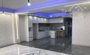 120متر/نوساز کلید اول/بهترین لوکیشن