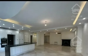 آپارتمان 104 متری ، کوچه مشجر آلاله شرقی