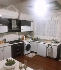 ۱۲۰متر۲خواب/فول امکانات/پونک/اشرفی تیراژه