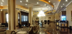 190متری زندگی شاهانه روبرو کاخ سعد آباد