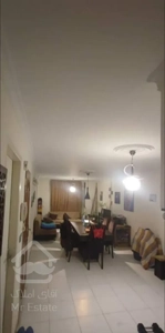 فروش آپارتمان ۶۵ متری ۲ خوابه طبقه ۱ در قلهک