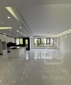 120متر/اکازیون/تک واحدی/نوساز/شهرک راه آهن زیبادشت