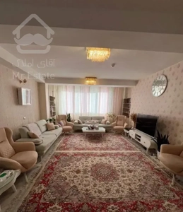 63 متر/ دو خواب/ گذر پهن/ بسیار خوش نقشه/میدان حر