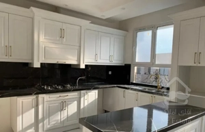 آپارتمان ۱۳۵ متری صفر/ تک‌واحدی رو‌به‌آفتاب/ سرو