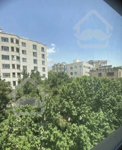 ۸۵ متر  با امکانات