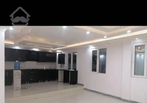 تک واحدی امیری ۱۰۰ متری