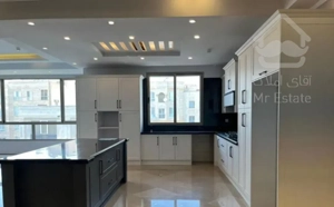 ۱۸۵متر۳خواب تکواحدی تاپ لوکیشن زوج گیشا ورودی لابی