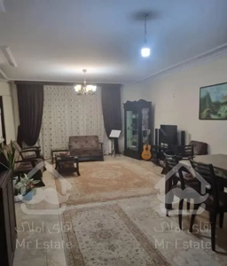 اپارتمان ۱۱۰متر، دوخوابه، خ مهران