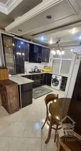 ۱۰۵ متـری فــول امکانات / دو پارکینگ / هتلینگ